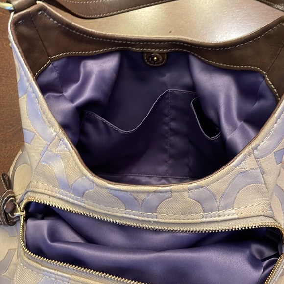 Coach Madison OP Art Maggie Handbag. Gold and Tan - Picture 8 of 16